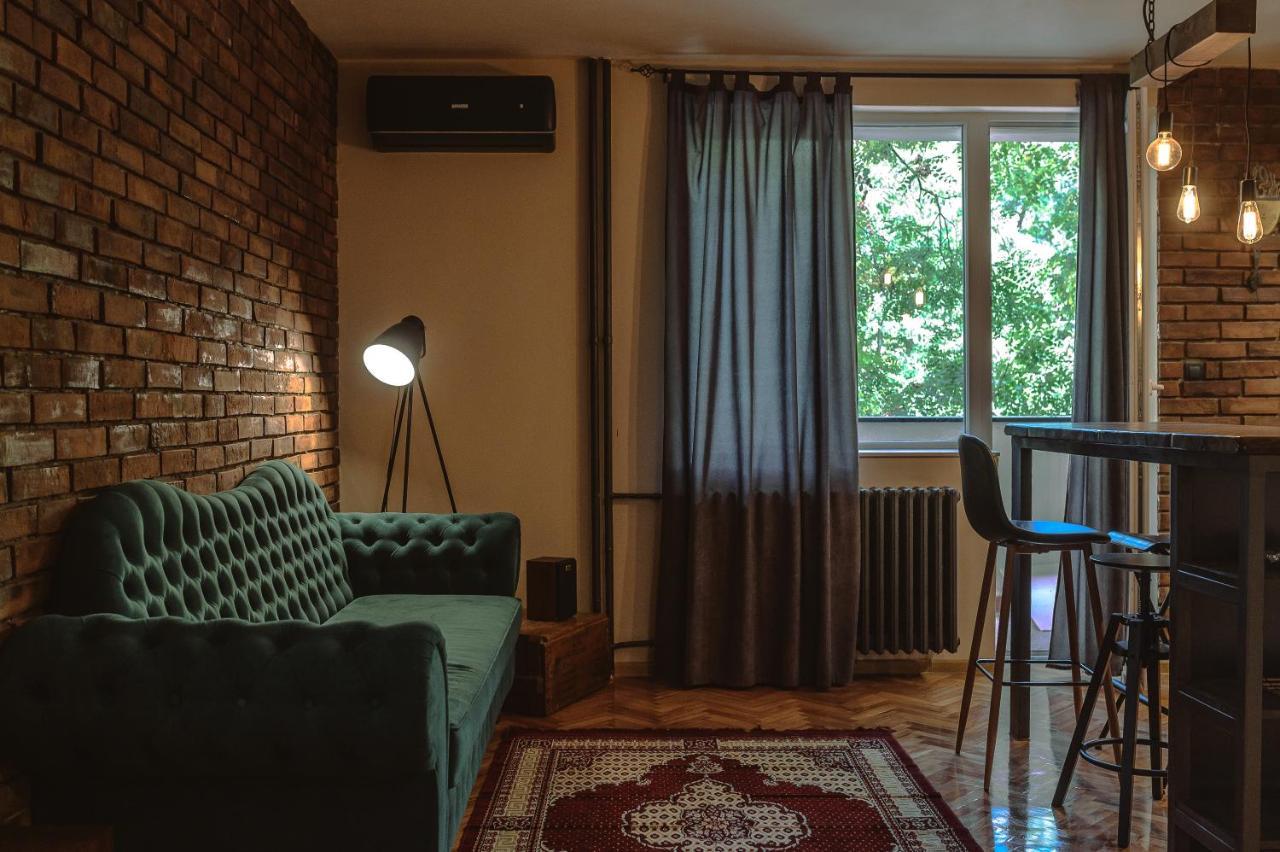 Loft Apartman Menhetn Šabac المظهر الخارجي الصورة